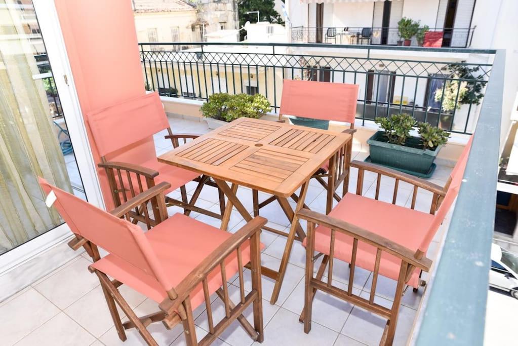 Aposperite Apartment Kalamata Luaran gambar