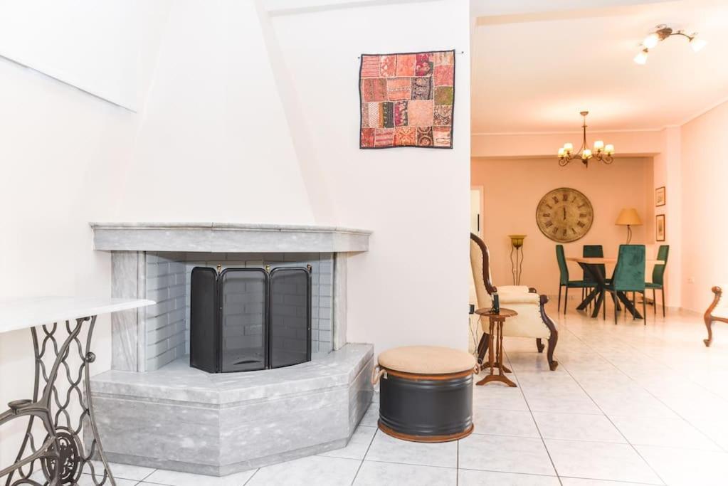 Aposperite Apartment Kalamata Luaran gambar